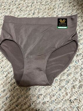 Wacoal Full Brief Panty in Taupe